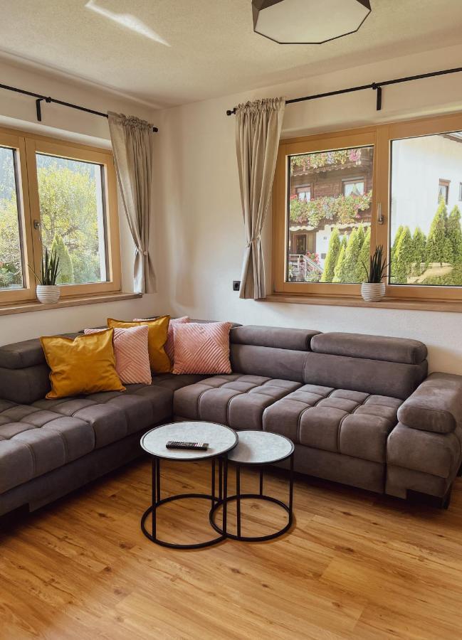 Apartment Goldene Mitte Aschau Im Zillertal Екстериор снимка